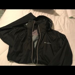 Columbia Light Weight Rain/windbreaker